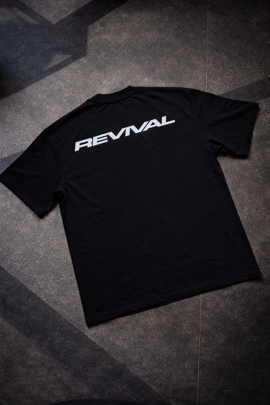 REVIVAL OVERSIZED TEE